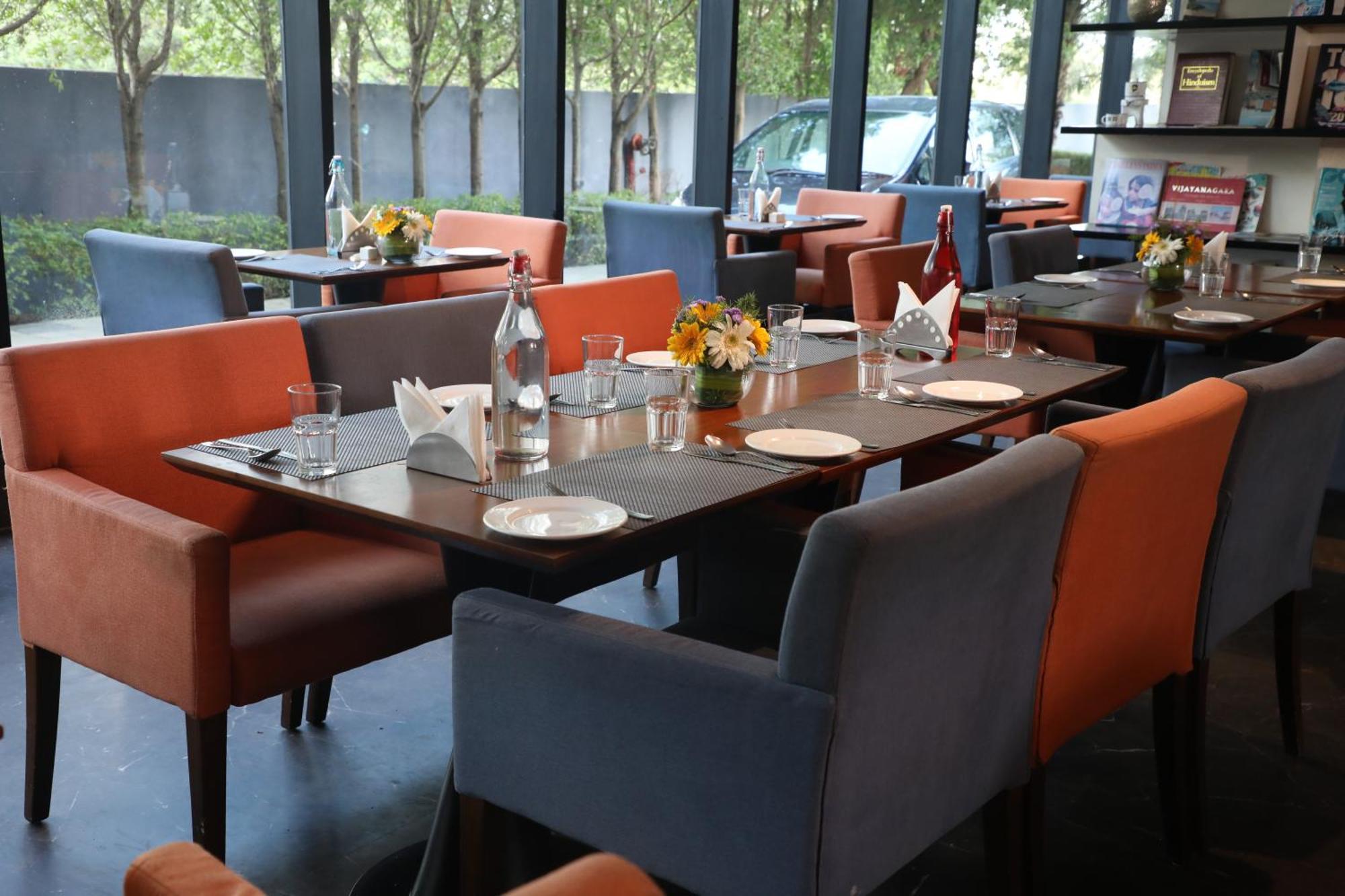 The Elite Narasapura, A Member Of Radisson Individuals Exterior foto