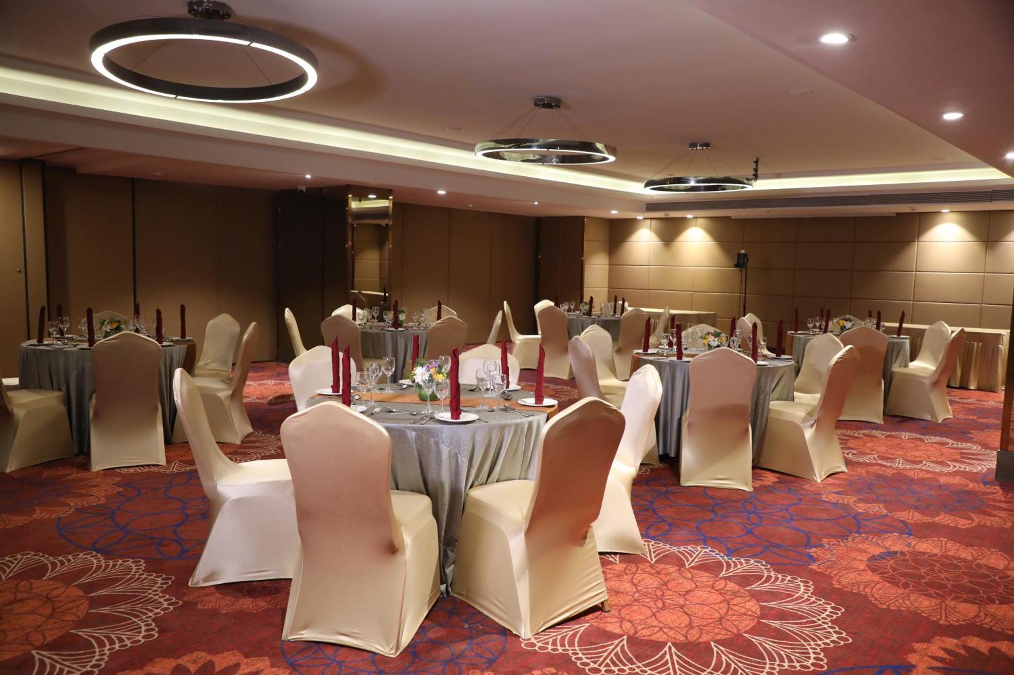 The Elite Narasapura, A Member Of Radisson Individuals Exterior foto
