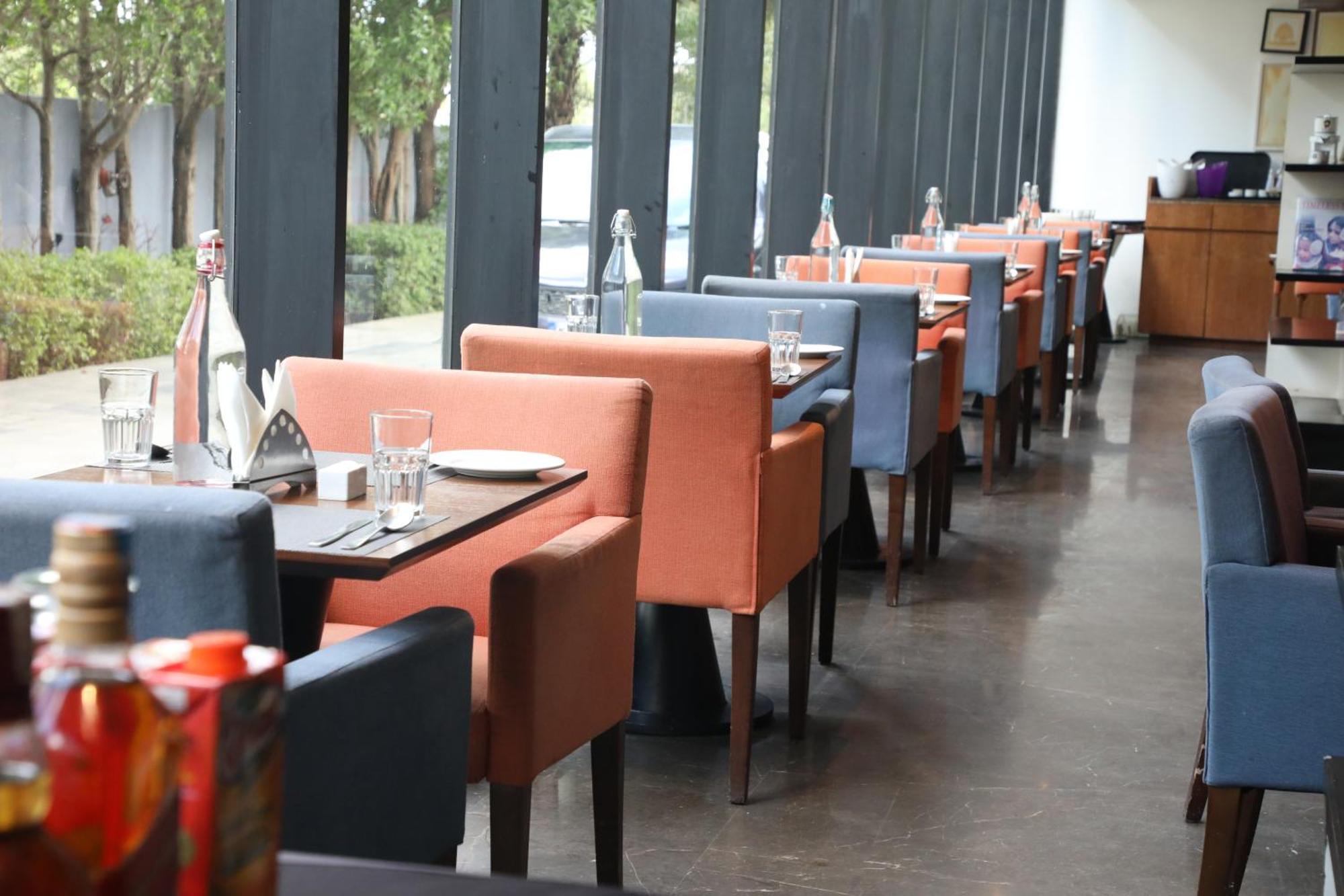 The Elite Narasapura, A Member Of Radisson Individuals Exterior foto