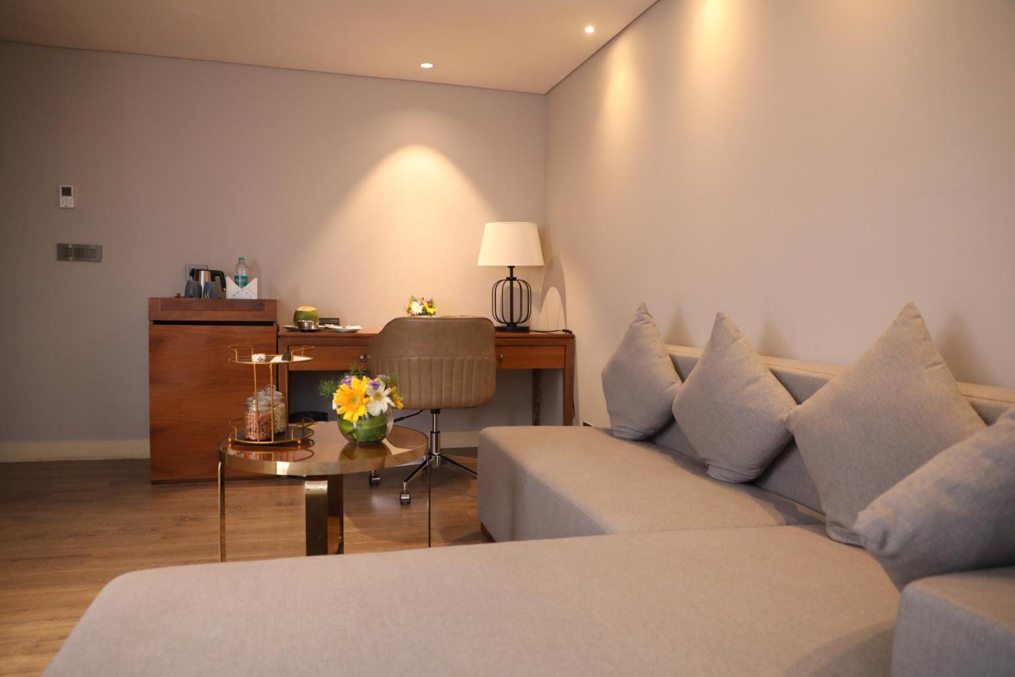 The Elite Narasapura, A Member Of Radisson Individuals Exterior foto