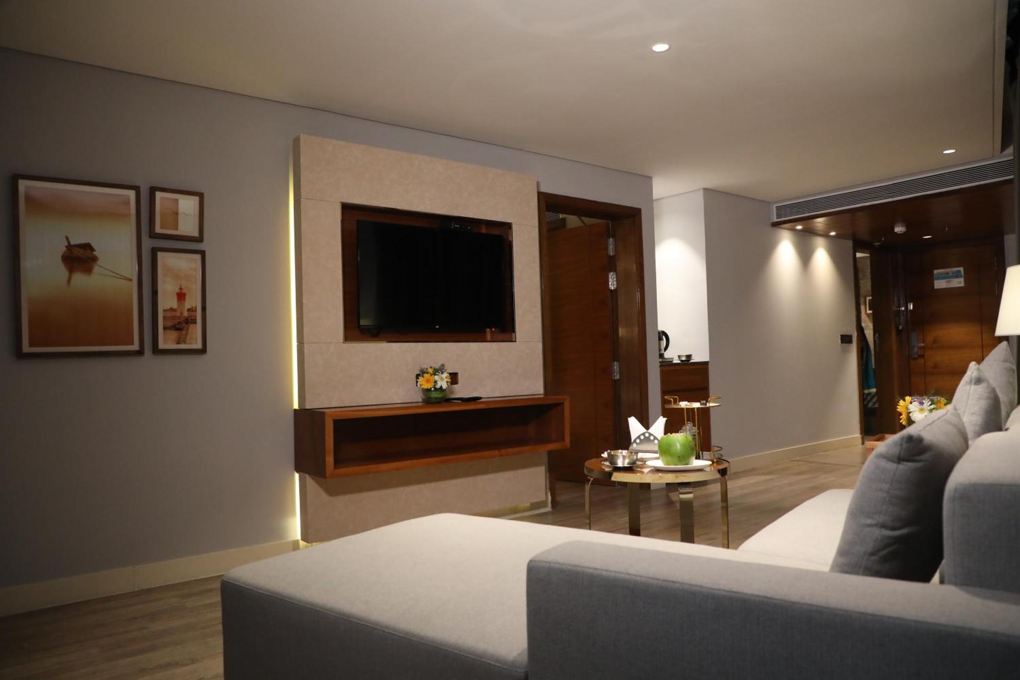 The Elite Narasapura, A Member Of Radisson Individuals Exterior foto